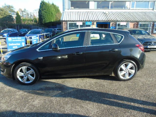 2013 Vauxhall Astra